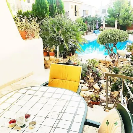 Apartment Eden Gardens Maisonette